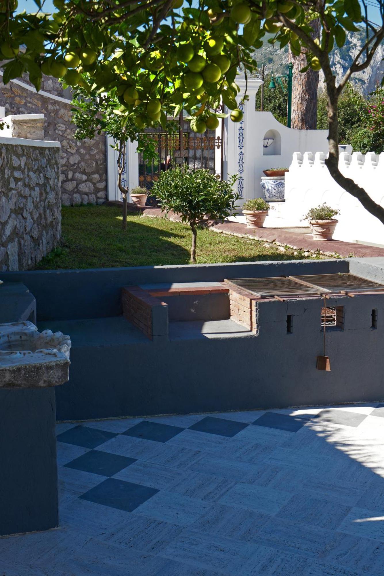 La Casa Dei Merli Capri Exteriör bild