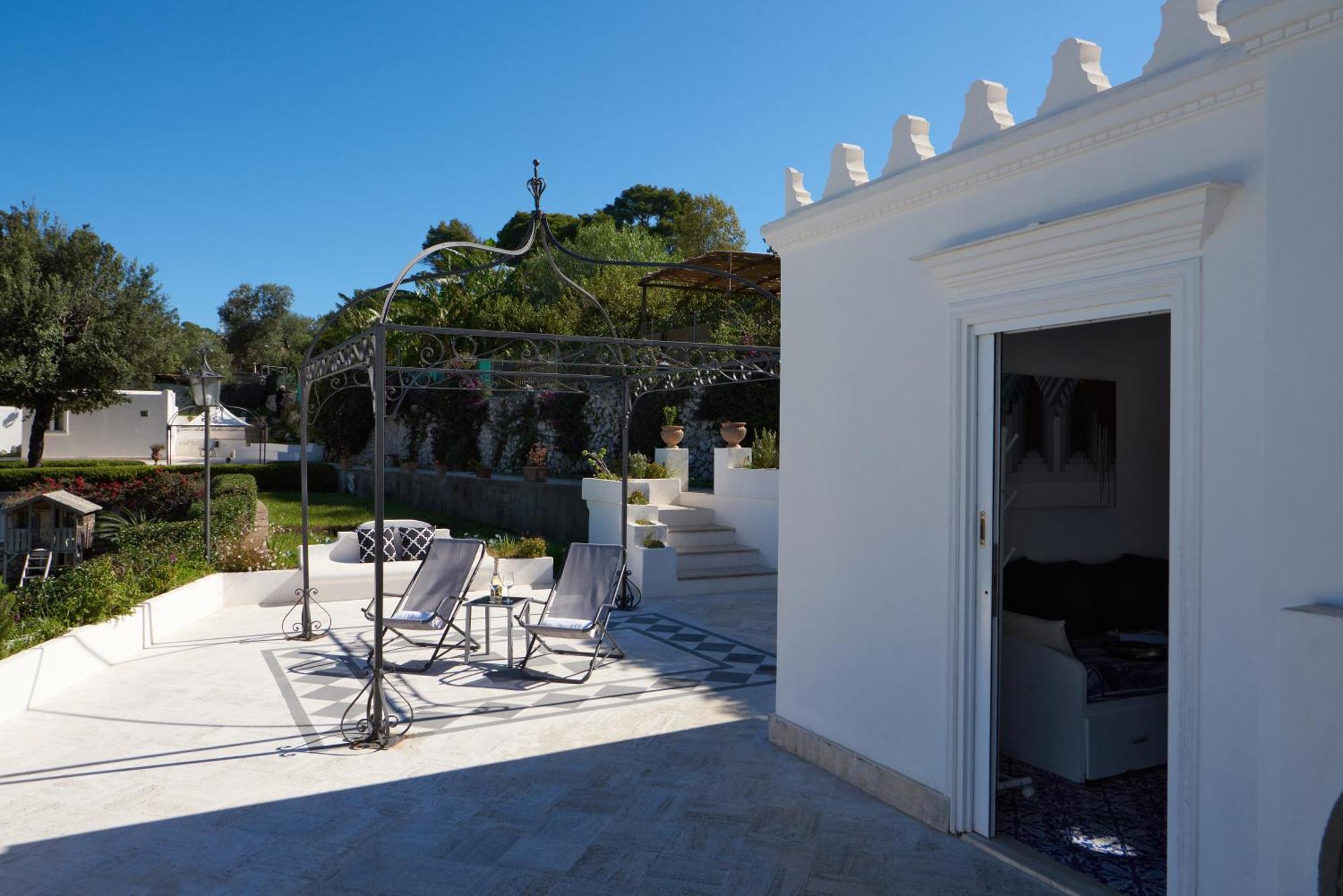 La Casa Dei Merli Capri Exteriör bild