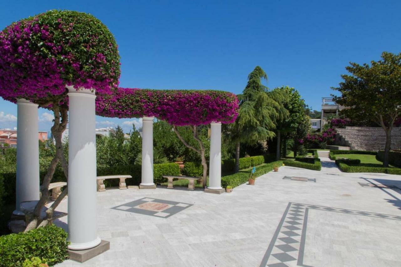 La Casa Dei Merli Capri Exteriör bild