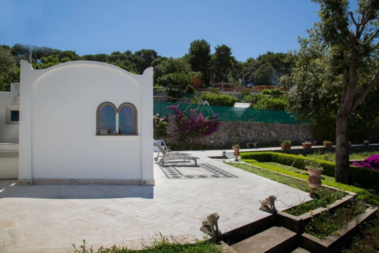 La Casa Dei Merli Capri Exteriör bild