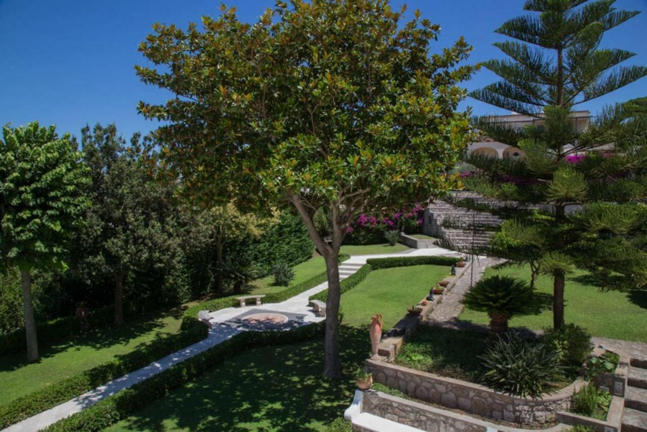 La Casa Dei Merli Capri Exteriör bild