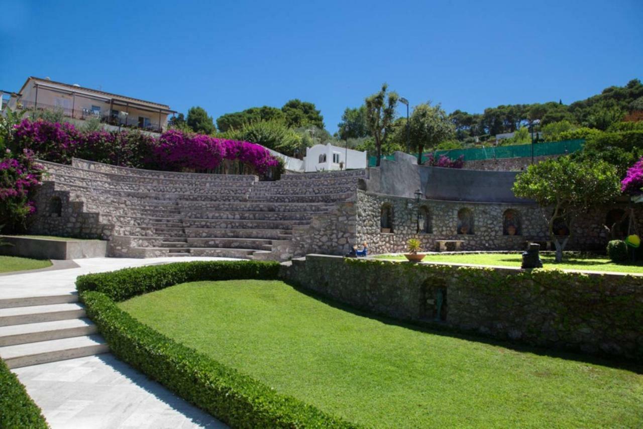 La Casa Dei Merli Capri Exteriör bild